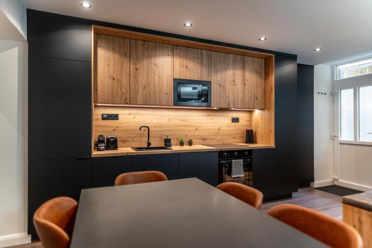 Downtown Luxury By Stlcz With 2 Bathrooms Budapest Exterior photo