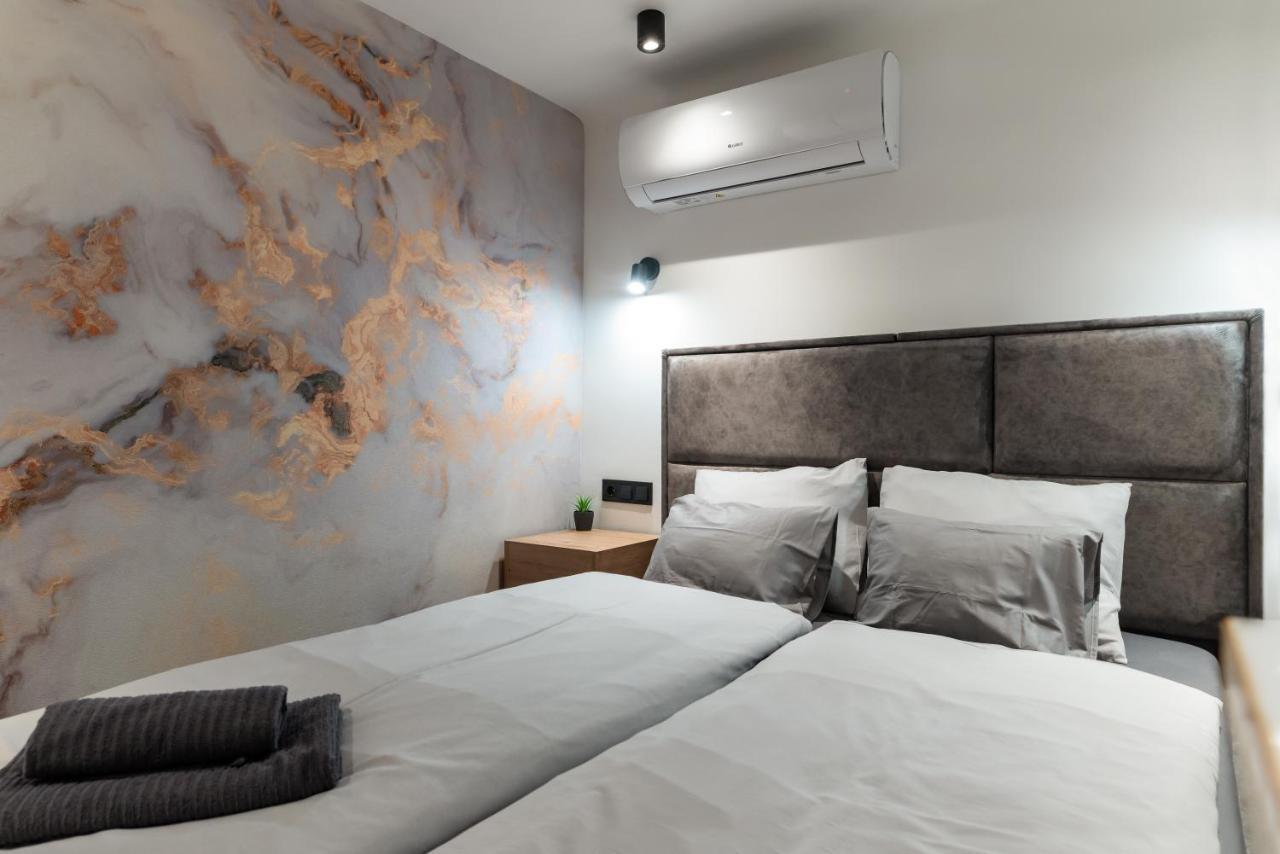 Downtown Luxury By Stlcz With 2 Bathrooms Budapest Exterior photo